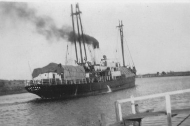 Photograph, TSS Coramba with record wool cargo