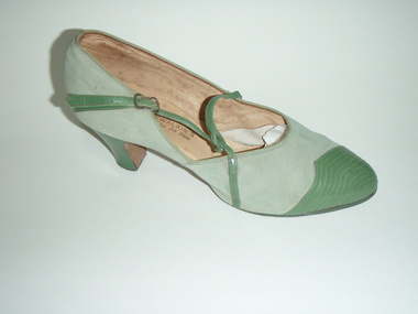 Footwear - Shoes, 1920s