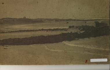 Boarding school Bay showing the stone reef and the bathing boxes. The house on the hill on the left is still a mystery 