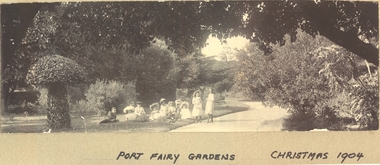 Photograph, Christmas 1904