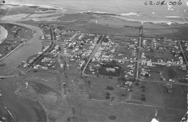 Photograph, 1940's