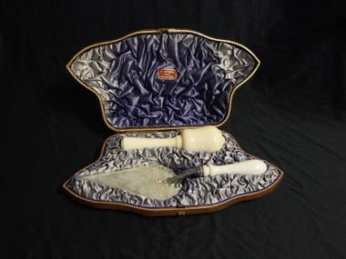 Trowel and mallet, Circa 1890