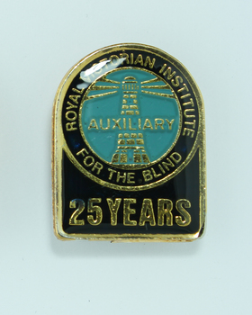 25 years badge for auxiliary members