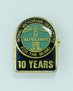 10 years badge for auxiliary members