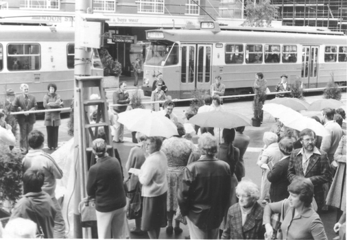 Crowds watching square dancers in Bourke St mall