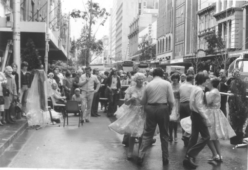 Lighthouse square dancers in Bourke St Mall