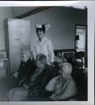 Nurse with three Mirridong residents