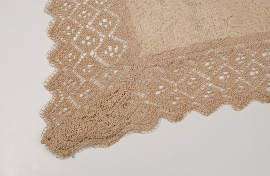 Rectangular cloth made from cotton and silk thread