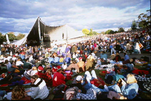 Crowds at Sidney Myer Music Bowl