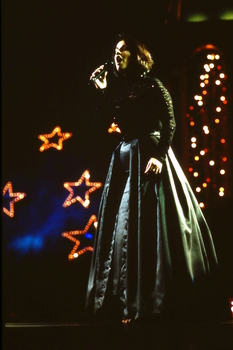 Silvie Palladino singing on stage