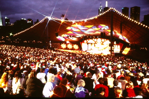 Crowds at Sidney Myer Music Bowl