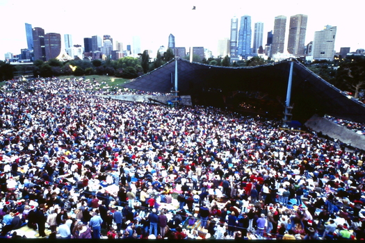 Crowds at Sidney Myer Music Bowl