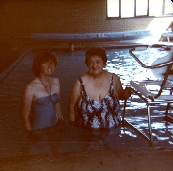 Jill Bothe in hydrotherapy pool with client
