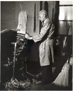 Man cord binding a millet broom
