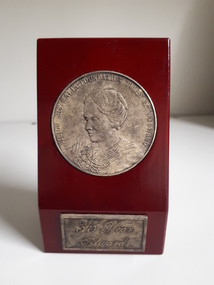 Object, Vision Australia Foundation Tilly Aston Award: 35 year award, 2000-2002