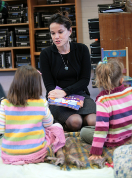 Sigrid Thornton reading Goodnight Lulu to the children, including Claudia and Kate