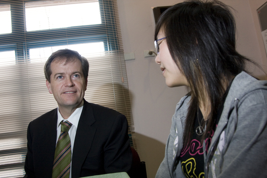 Jenny Tran speaking with Bill Shorten