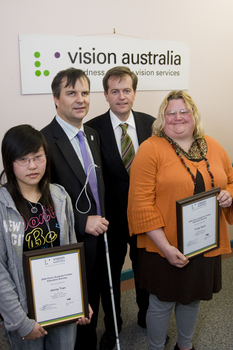 MP Bill Shorten with Bursary Award winners Jenny Tran and Trudy Ryall, and Chris Edwards