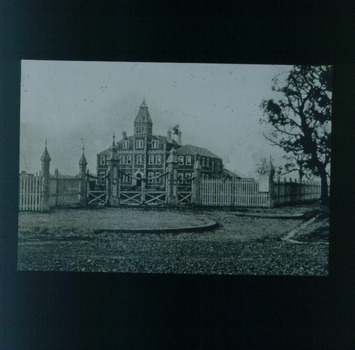 Oldest image of St Kilda Road building on glass slide