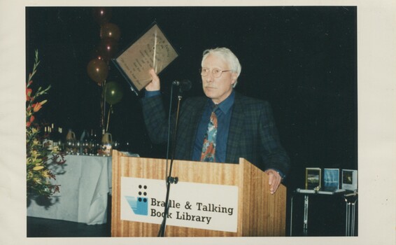 Bruce Kerr acceptance speech at the podium