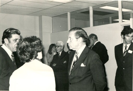 Premier Rupert Hamer visits Low Vision Clinic