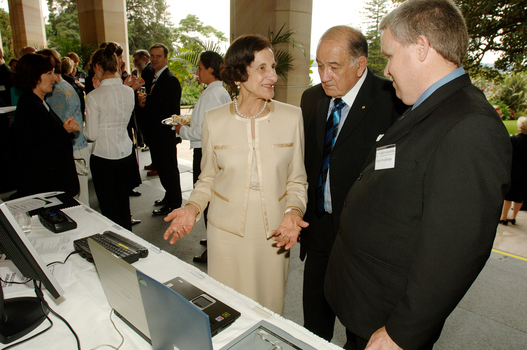 GG Dame Marie Bashir and Sir Nicholas Shehadie speak with David Woodbridge