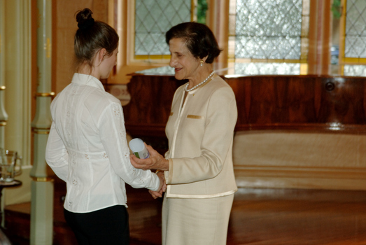 Governor General Dame Marie Bashir presenting award to Sarah Hirst