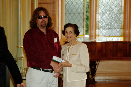 Governor General Dame Marie Bashir presenting award to Steven Cuthbert