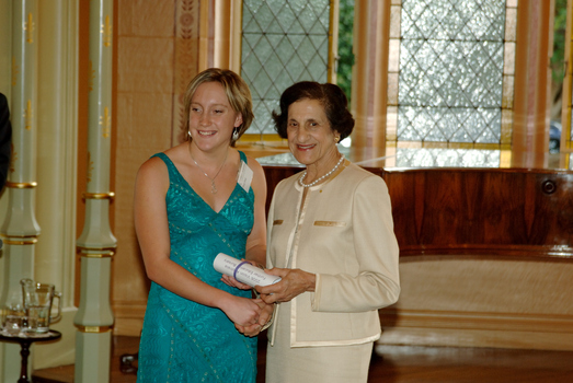 Governor General Dame Marie Bashir presenting an award to Prue Watt