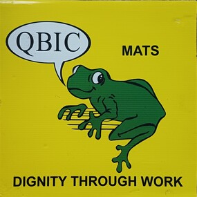 Green frog on yellow background with speech bubble 'QBIC'