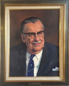 Portrait of a man wearing glasses