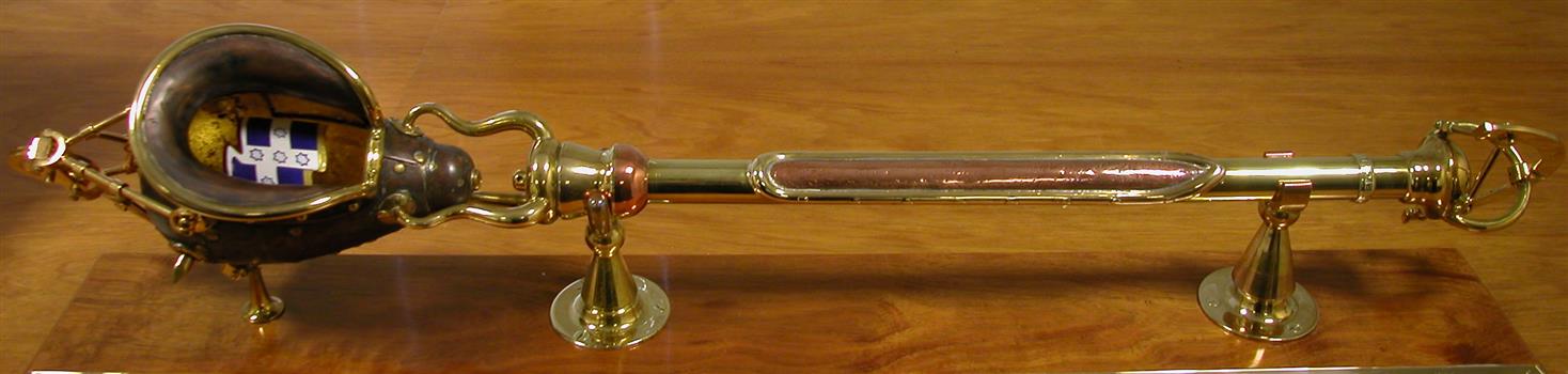 Univesity mace