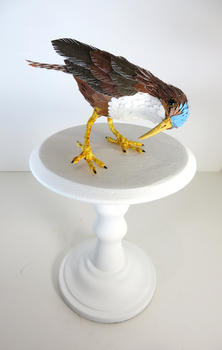 Bird sculpture