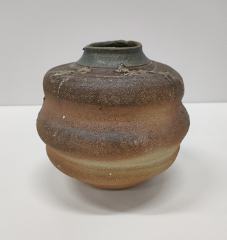 Small ceramic vessel
