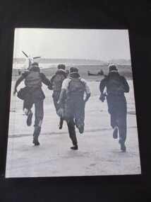 Book, Leonard Mosley, World War 11 - Battle of Britain, 1977 revised 1978