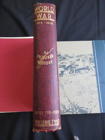 Book, J A Hammerton, World War 1914-1918 - A Pictured History Volume 2