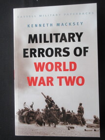 Book - Book (Paperback) Box Set, Kenneth Macksey, Military Errors of World War Two, 2002