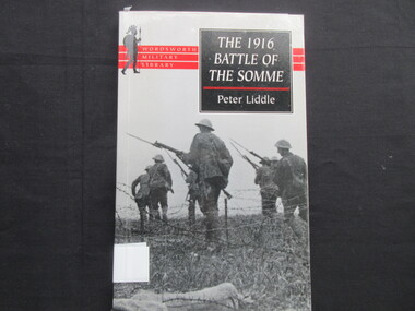 Book, Peter H Liddle, The 1916 Battle of the Somme, 2001
