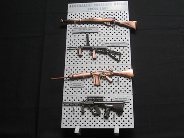 Memorabilia, Australian Military Rifles from 1907