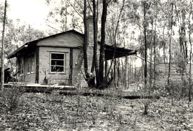 Another early Co-op building was referred to as the Humpy. It was used as a pottery studio