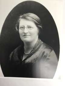 Photograph, Dr Roberta Donaldson