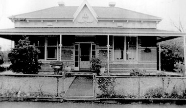 Photograph, 2-4 Kent Road, Surrey Hills, 1987