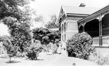 Photograph, 3 Beatty Street, Mont Albert