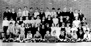 Photograph, Surrey Hills State School Grade 3 1940, 1940