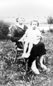 Photograph, Alice Sedgman with grand-daughter
