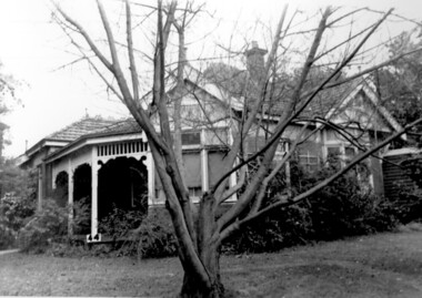 Digital photo, 'Pymble', 2 Earle Street, Mont Albert