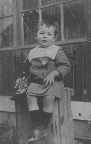 Digital photo, Alan Holt as an infant, c1914