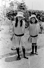 Photograph, Pat and Ruth Cornell, c1914