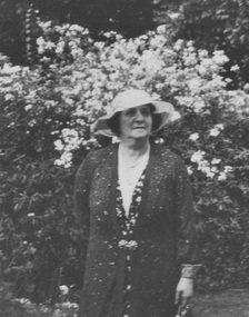 Photograph - Digital photo, Ellen Holt in her garden at 9 Beatrice Avenue, Surrey Hills