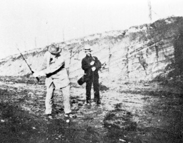 Photograph, Surrey Hills Golf Club - the cutting in (now) Whitehorse Road, 1905, 1905